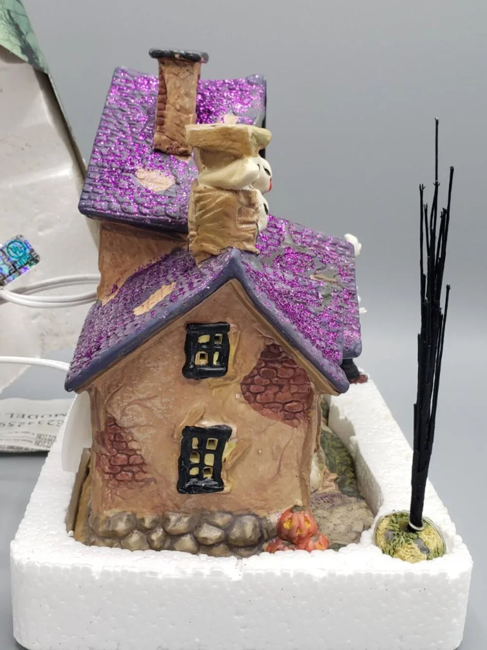 NEW Lighted Porcelain House Set Accessories Halloween Light Decor Ghost Electric